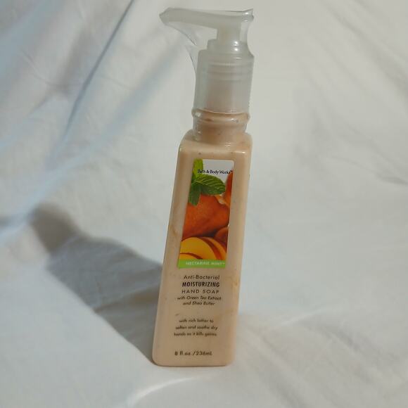 Bath & Body Works Nectarine Mint anti-bact Moisturizing hand soap DISCONTINUED - Picture 7 of 10